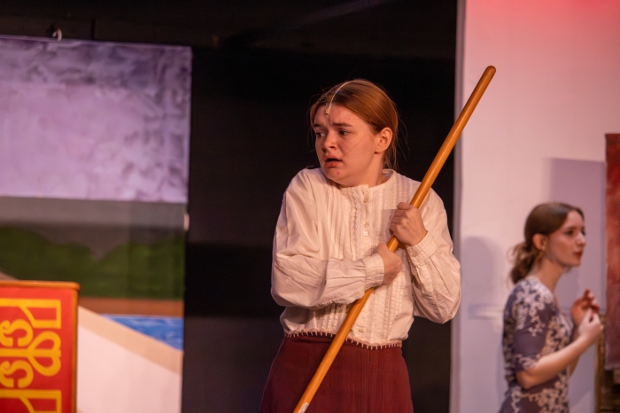 Students perform "Anastasia"